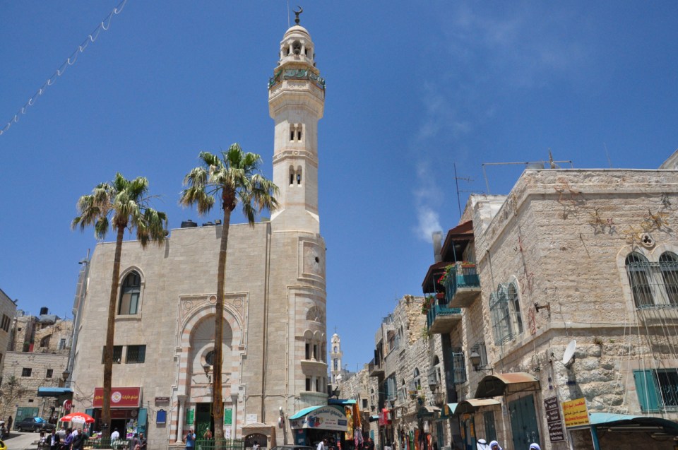 Mosque Omar, Manger Sq