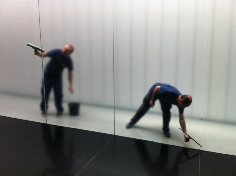 Cleaning glass