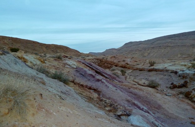 Colored sand makhtesh 3